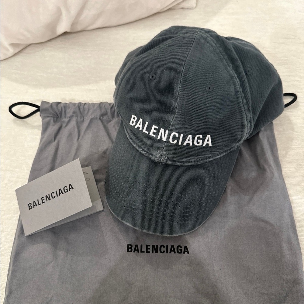 Balenciaga Cap brand new